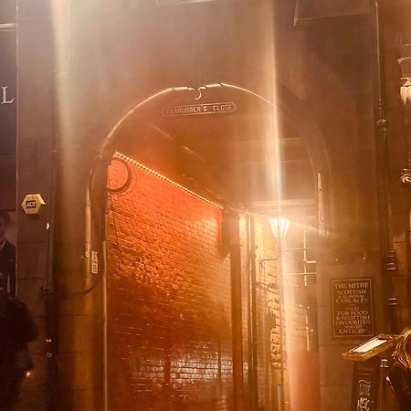 Historic Royal Mile Flat , 5Min From Waverly Railway Station Lägenhet Edinburg Exteriör bild