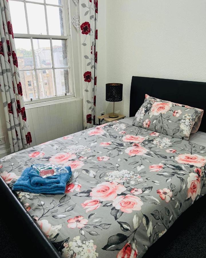 Historic Royal Mile Flat , 5Min From Waverly Railway Station Lägenhet Edinburg Exteriör bild