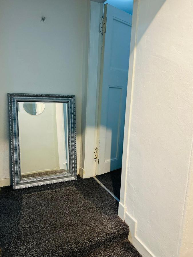 Historic Royal Mile Flat , 5Min From Waverly Railway Station Lägenhet Edinburg Exteriör bild